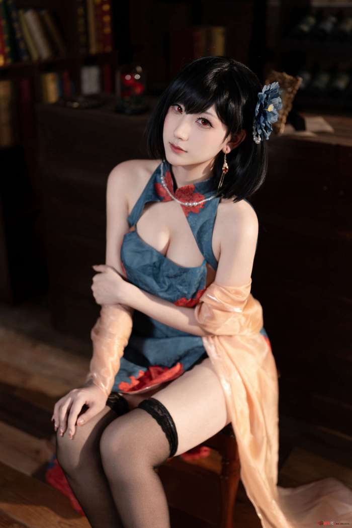 梓猫AzuNyan – 建武旗袍[9P-88MB]