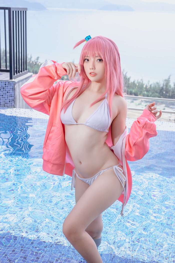 Messie Huang – Bocchi [35P135MB]