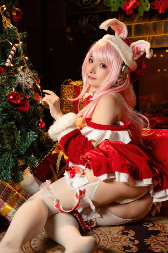 是三不是世w – 索尼子 圣诞 [44P-478MB]