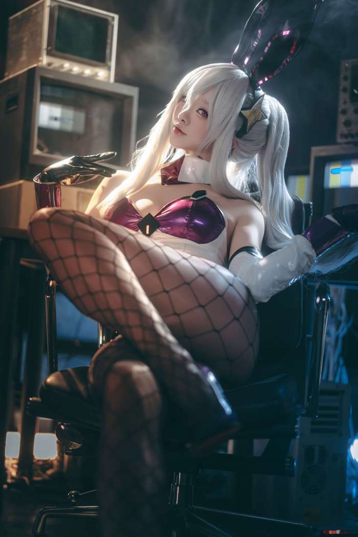 前野太太 – 奇尔沙治 (碧蓝航线) [40P71MB]