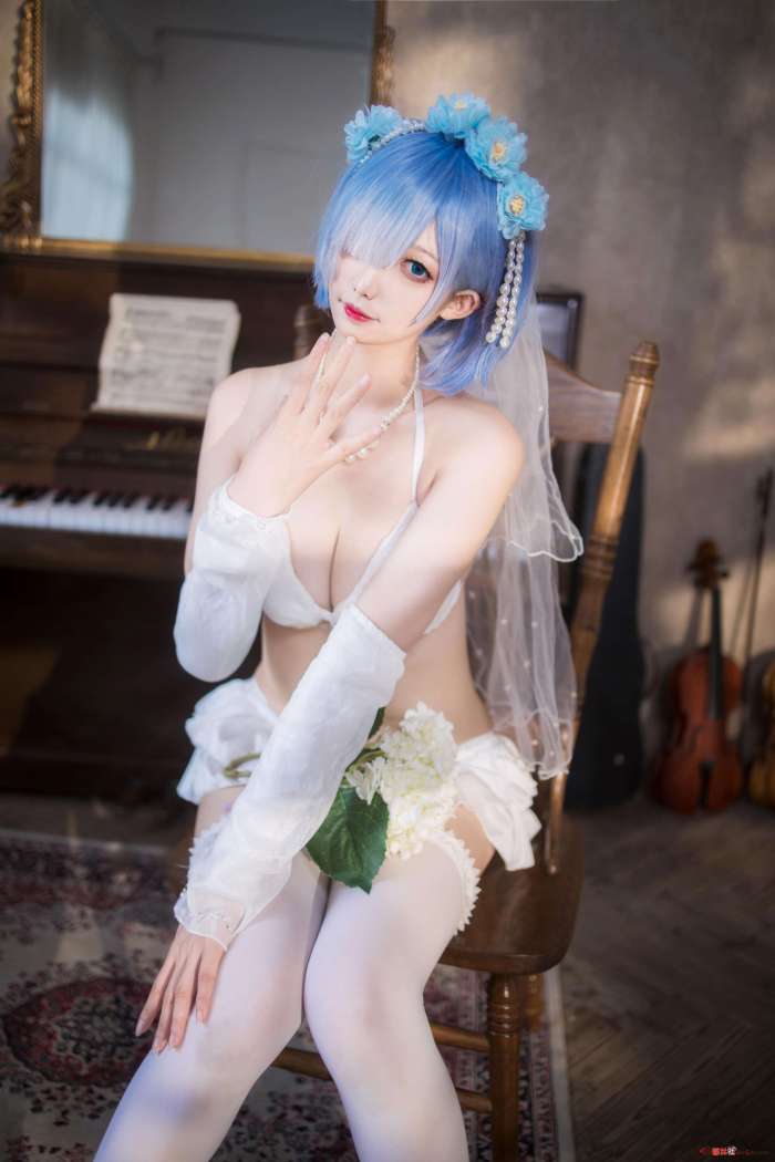 封疆疆v – 蕾姆花嫁 [26P-118MB]