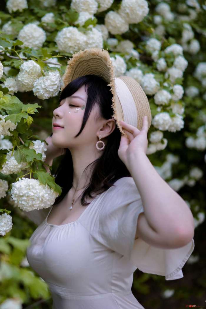 皮皮奶可可爱了啦 – 绣球花 [36P236MB]