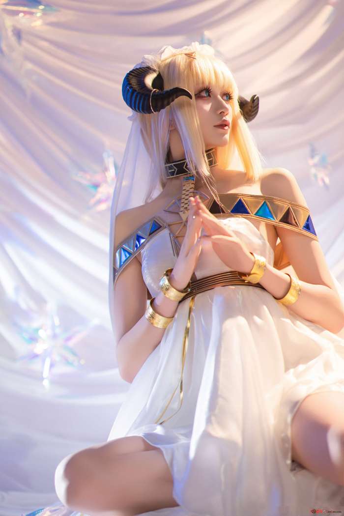 几何尼亚poiii – 夜莺｜流辉 [12P125MB]