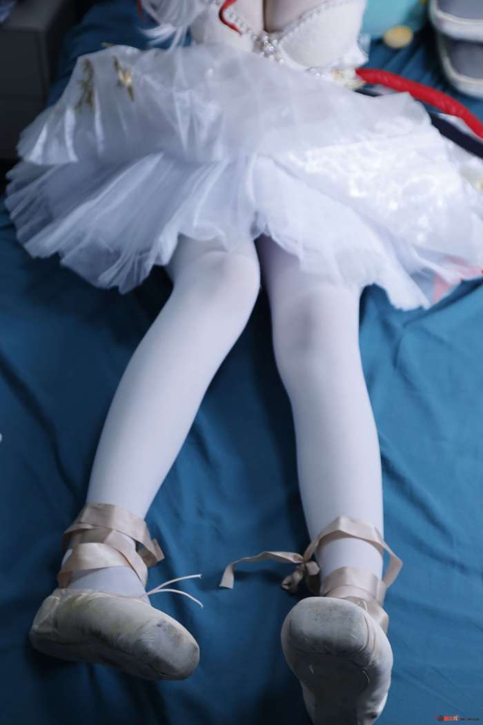 棍之勇者伊蕾娜 – W芭蕾 [105P1V657MB]