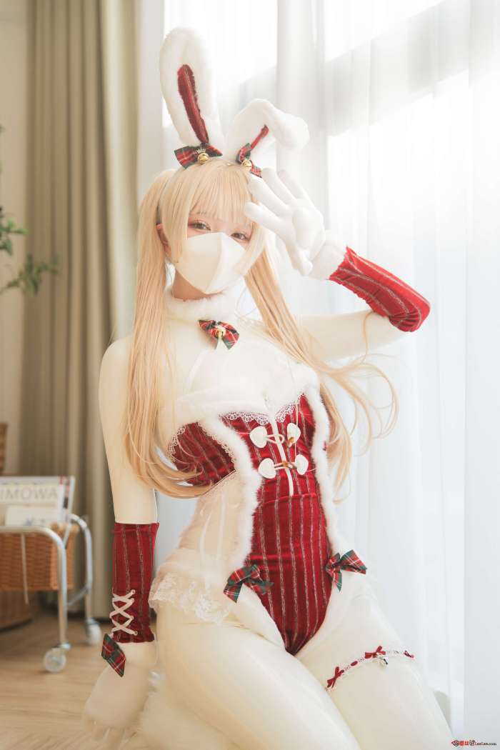 Sumire – Christmas Bunny Marie Rose [38P375MB]